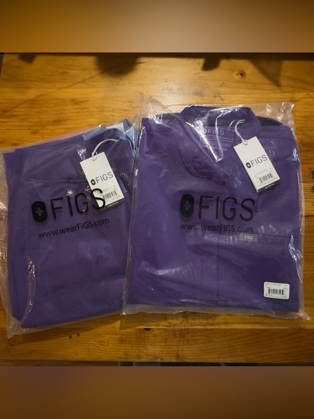 Brand New Figs Digital Grape Color Scrub Set Top Size M, Bottoms Petite M